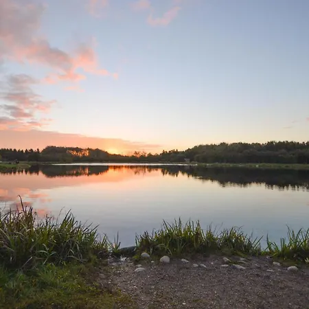 Casa de Férias With A Fireplace 09 *